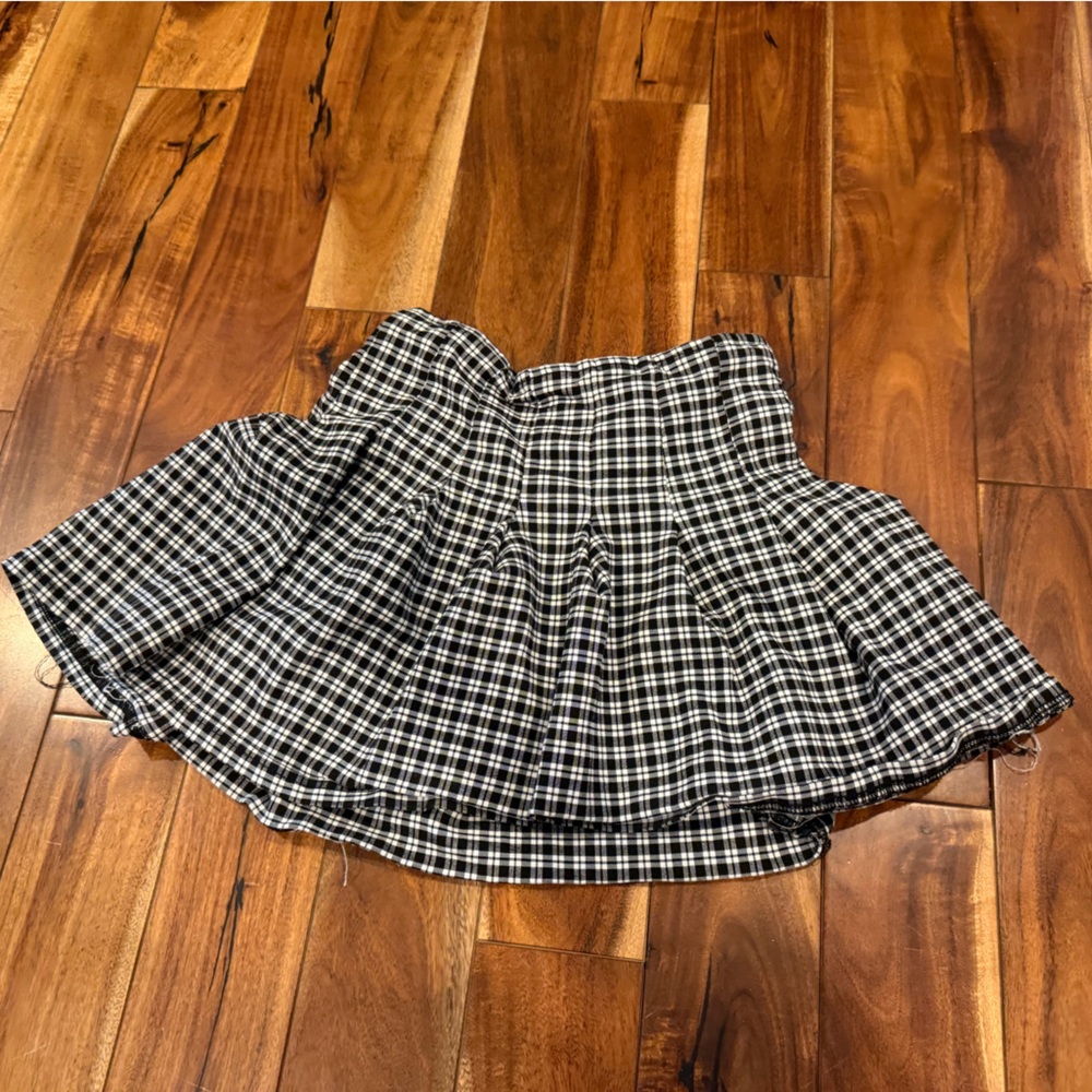 Classic Black and White Plaid Kids Skort